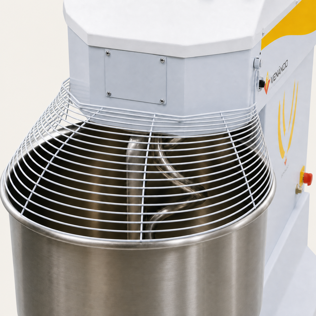 Amasadora Espiral 40 kg Venâncio — detalle de tazón, guarda y espiral