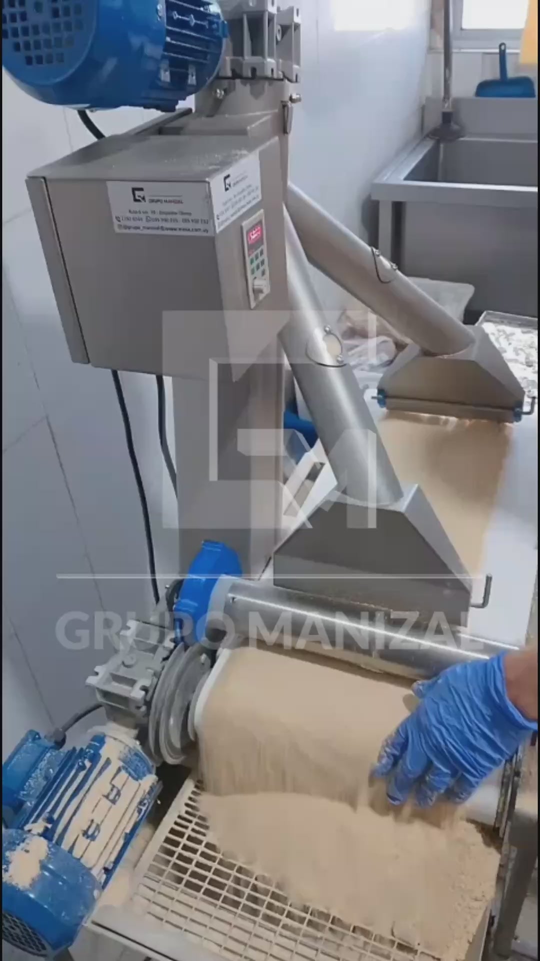 Video de Empanadora de Milanesa Ancon 70/100 kg por hora (2 de 3)